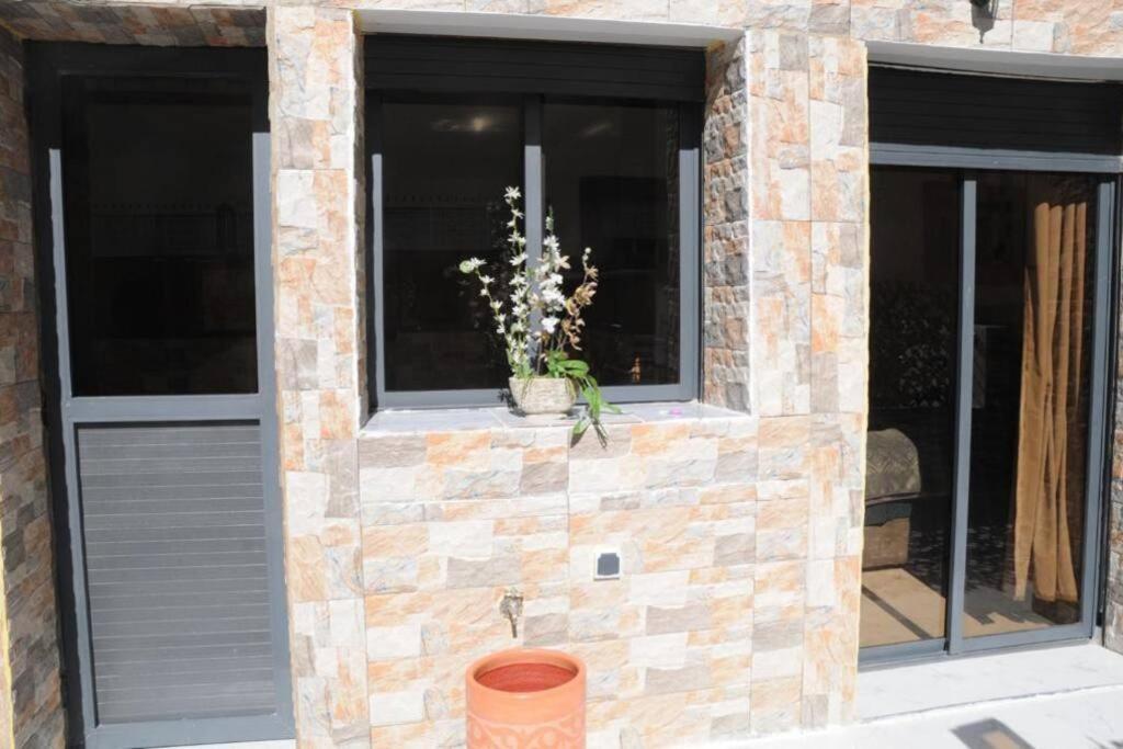 Appartement Meuble Et Bien Situe Meknès Exterior foto